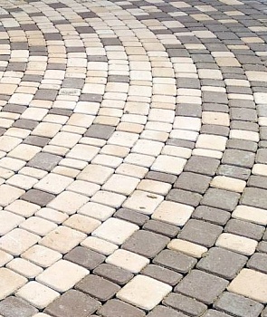 Тротуарная плитка Старый город 40мм капучино колормикс (бело-коричневый) гранулир. (17,79м2) 1,186 м2-ряд Ландшафт