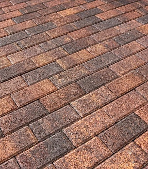 Брусчатка 40х100х200 нов гранит сансет БЕТТЕКС (15,12м2) в одном ряду 1,08м2