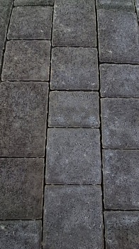 Тротуарная плитка Аурико 40 мм черный экстра БЕТТЕКС (14,28м2) в одном ряду-1,02м2