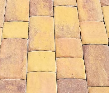 Тротуарная плитка Аурико 40 мм непромывной гранит микс БЕТТЕКС (14,28м2) в одном ряду 1,02м2 (золотая осень)